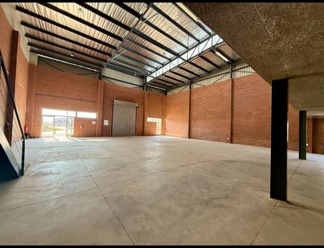 INDUSTRIAL PROPERTY TO RENT IN MAGNA VIA INDUSTRIAL